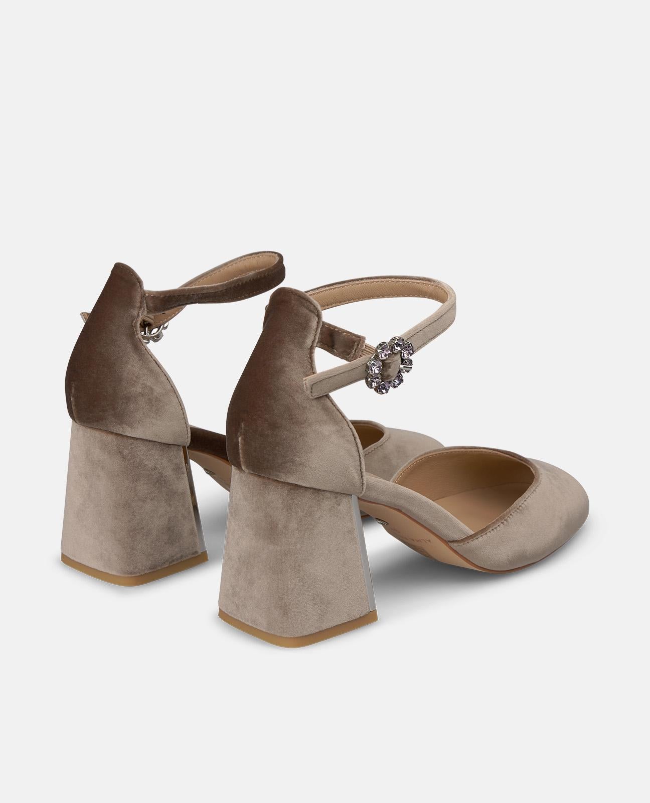 ZAPATO SALÓN DE TERCIOPELO