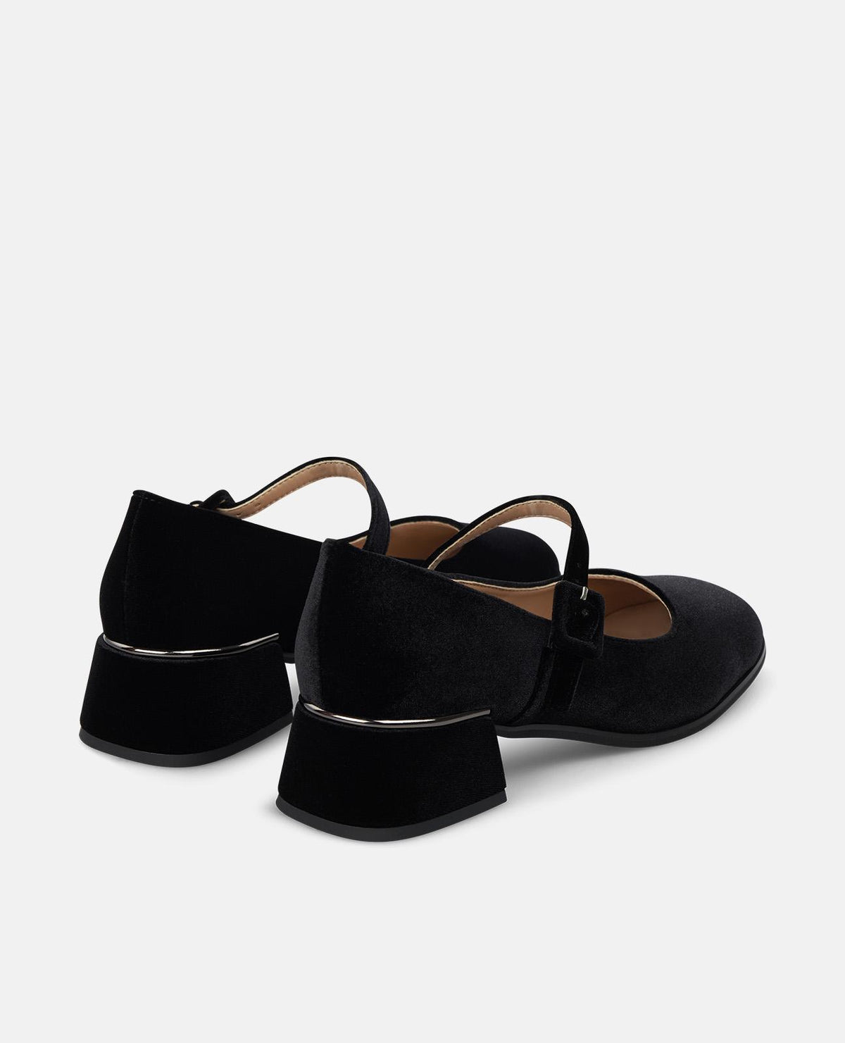 ZAPATO TACÓN BAJO TIRA