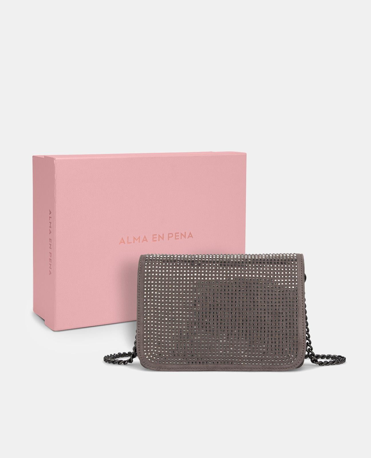 BOLSO CON SOLAPA DE PEDRERÍA