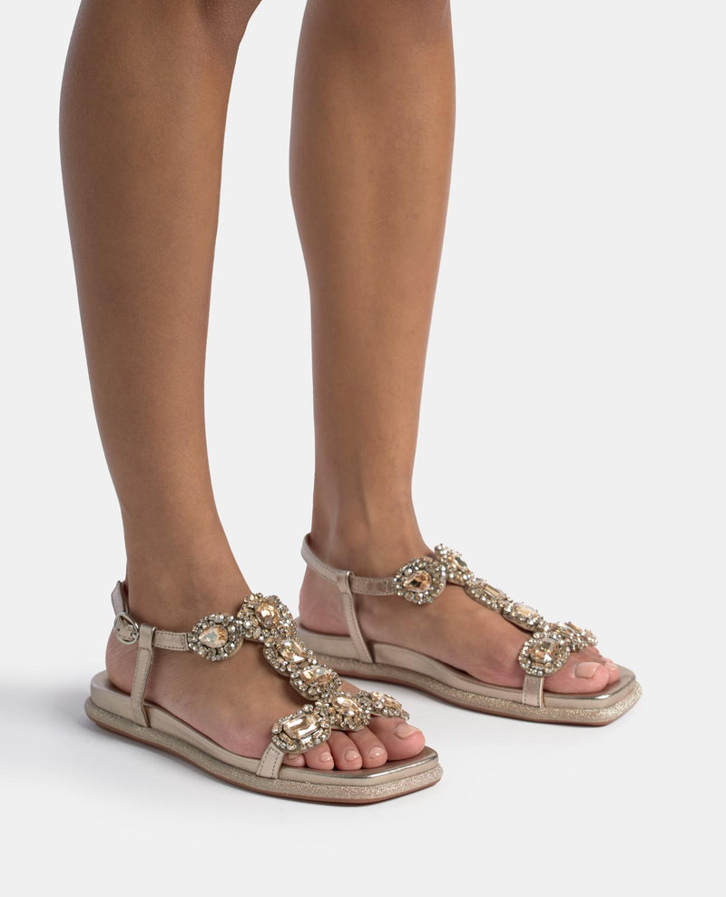 SANDALIA ABALORIOS PEDRERÍA