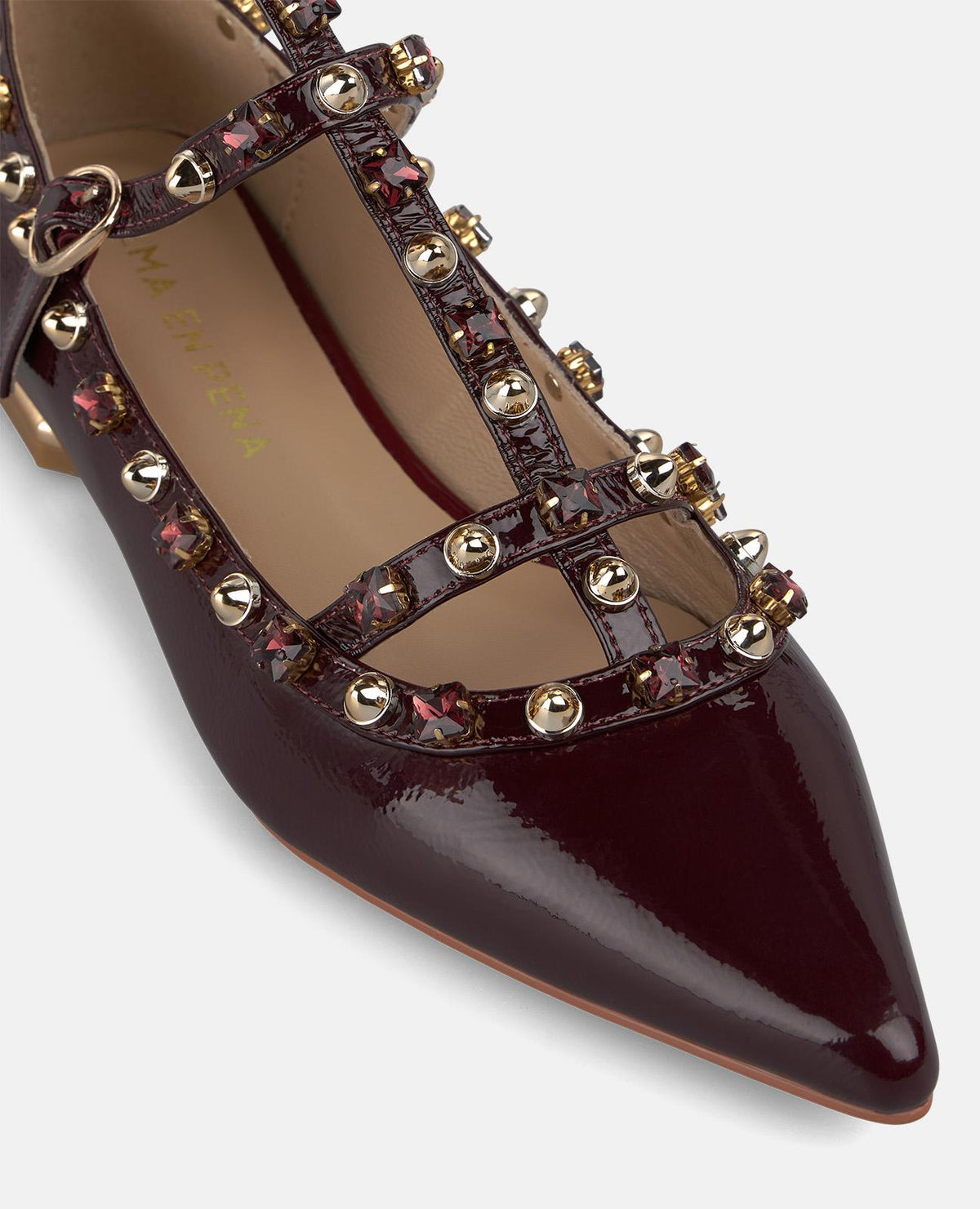 ZAPATO PLANO DE CHAROL
