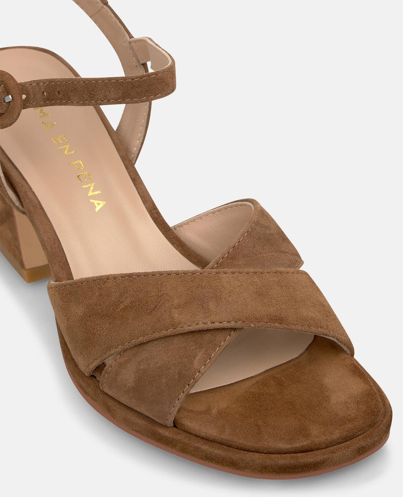 SANDALIA TIRAS DELANTERAS