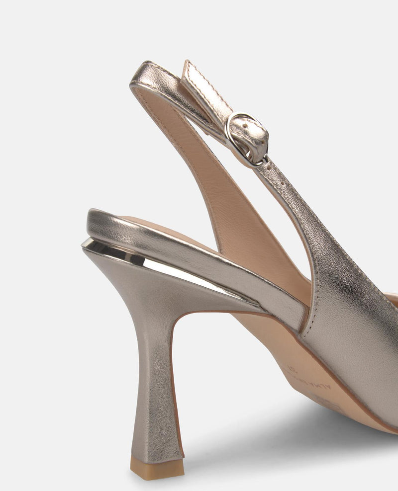 SALON ESPECIAL DESTALONADO