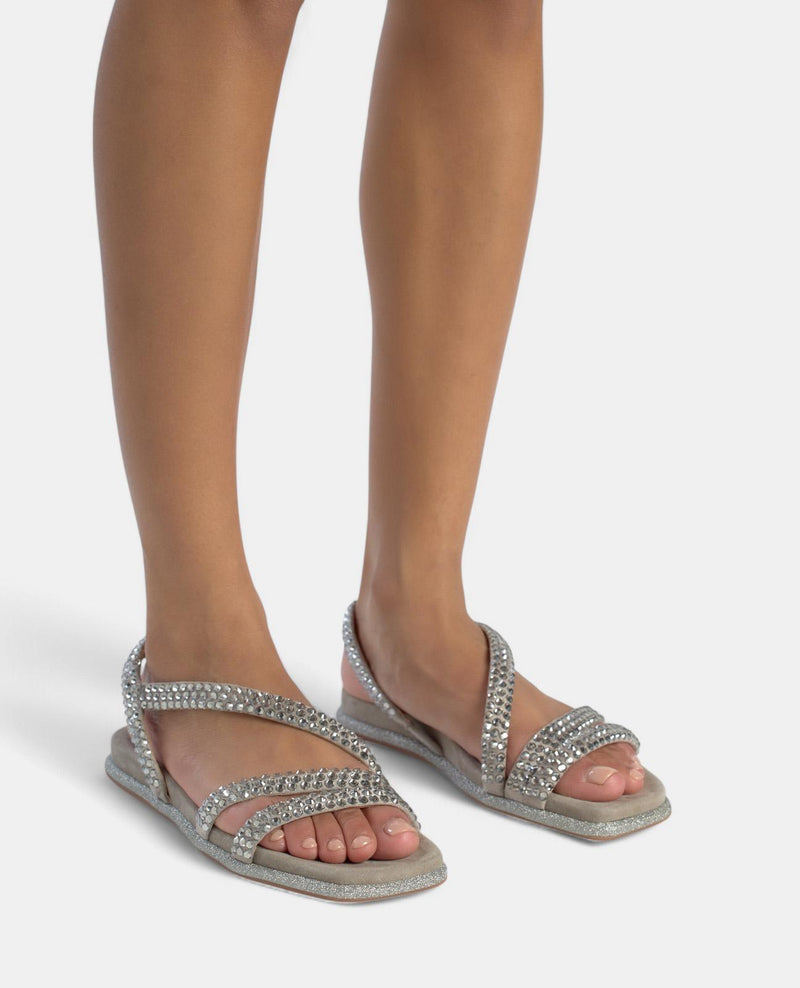 FLAT SANDAL WITHOUT ZIPPER