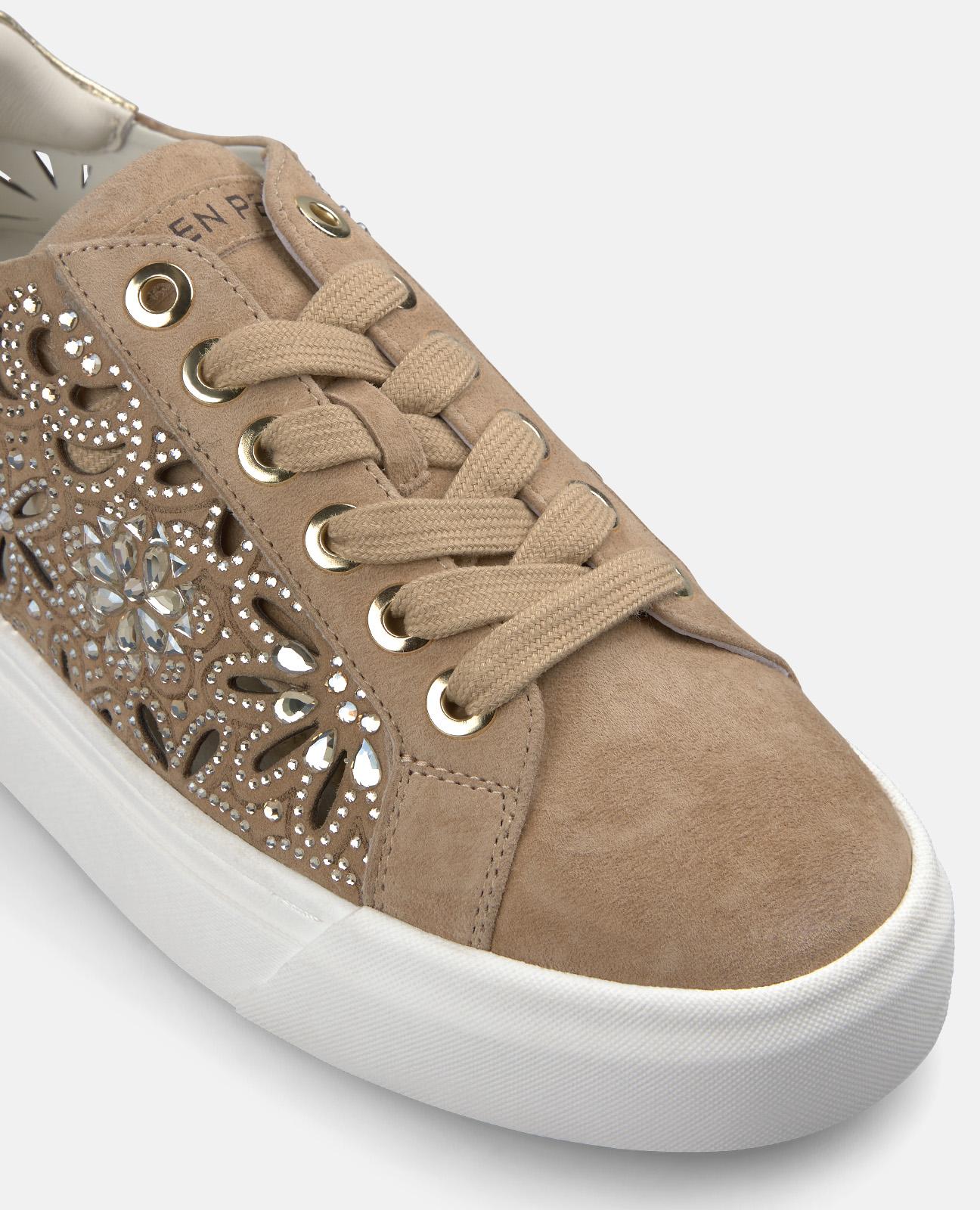 DEPORTIVA TEXTURA BRILLO