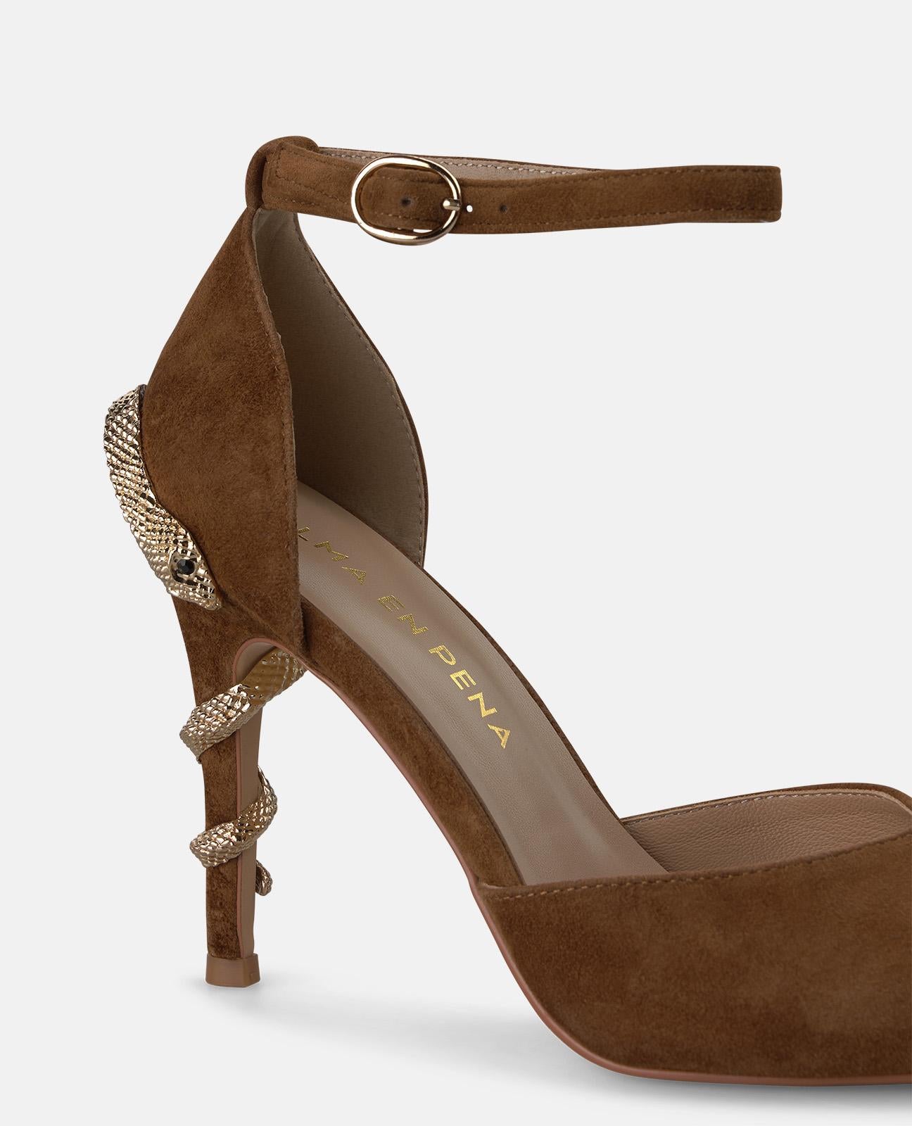 ZAPATO CON SERPIENTE TACÓN