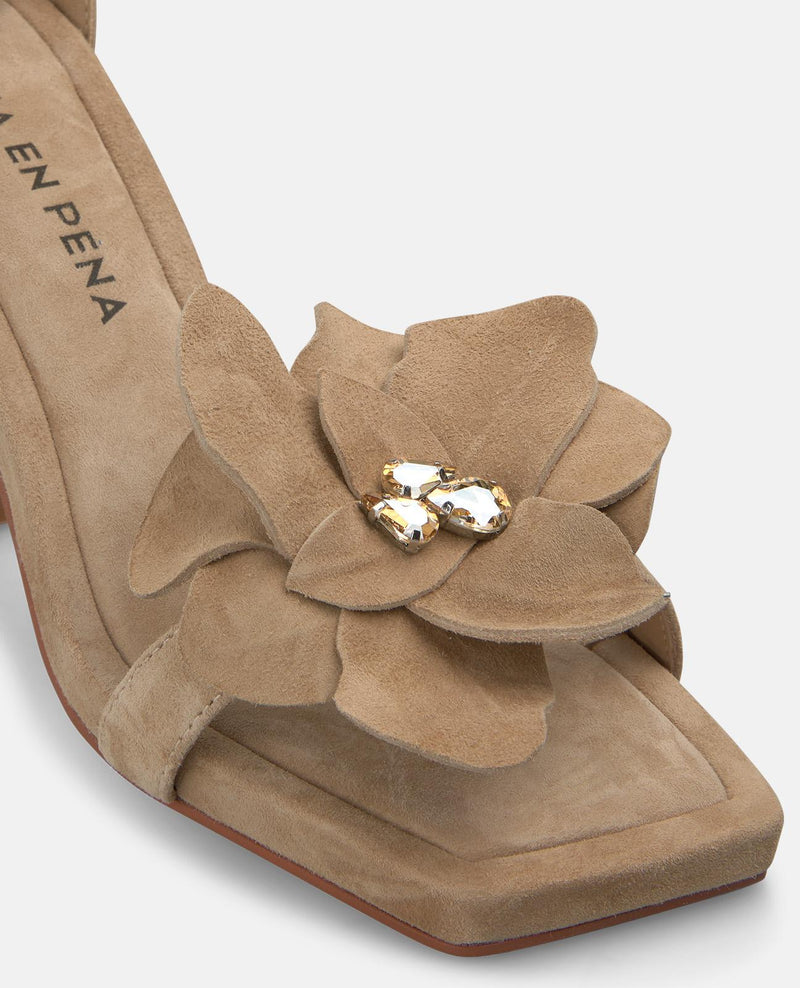 FLOWER HEEL SANDAL
