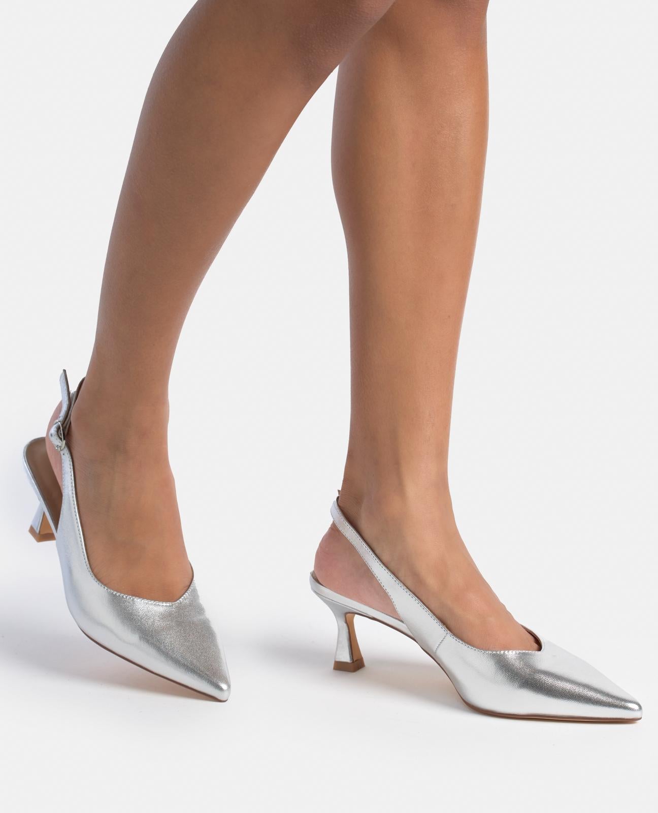 SAPATOS DE SALTO ALTO