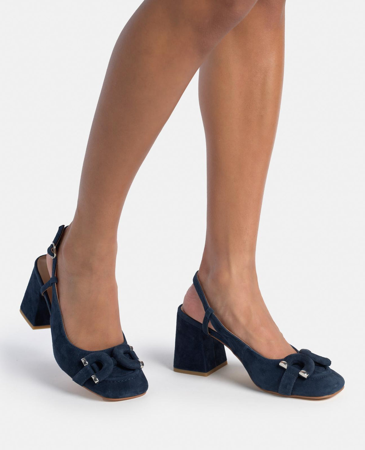 SHOE HEEL DETAIL