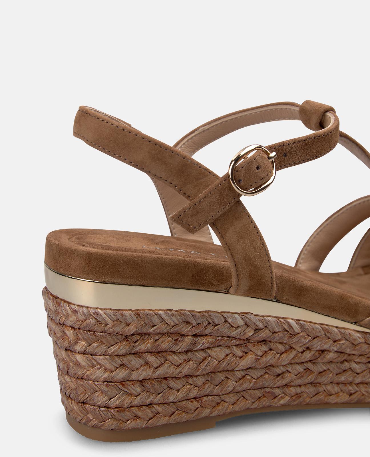 SANDALIA ESPARTO PEDRERIA