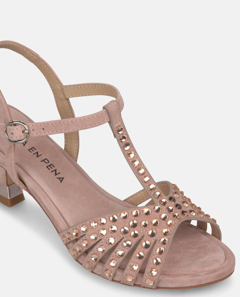 SANDALIA CON TIRAS Y PEDRERIA