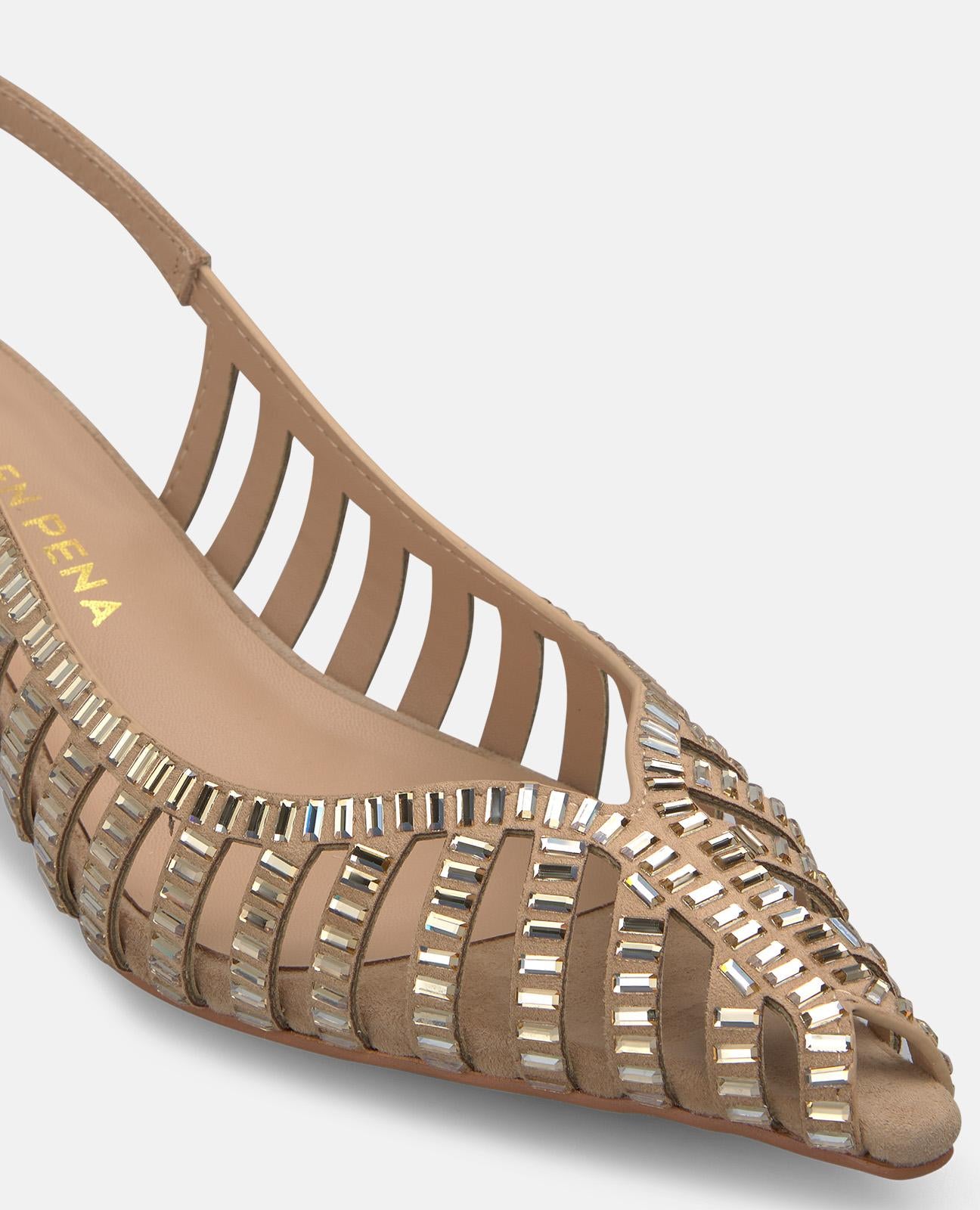 SCHUH MIT ABSATZ KITTEN