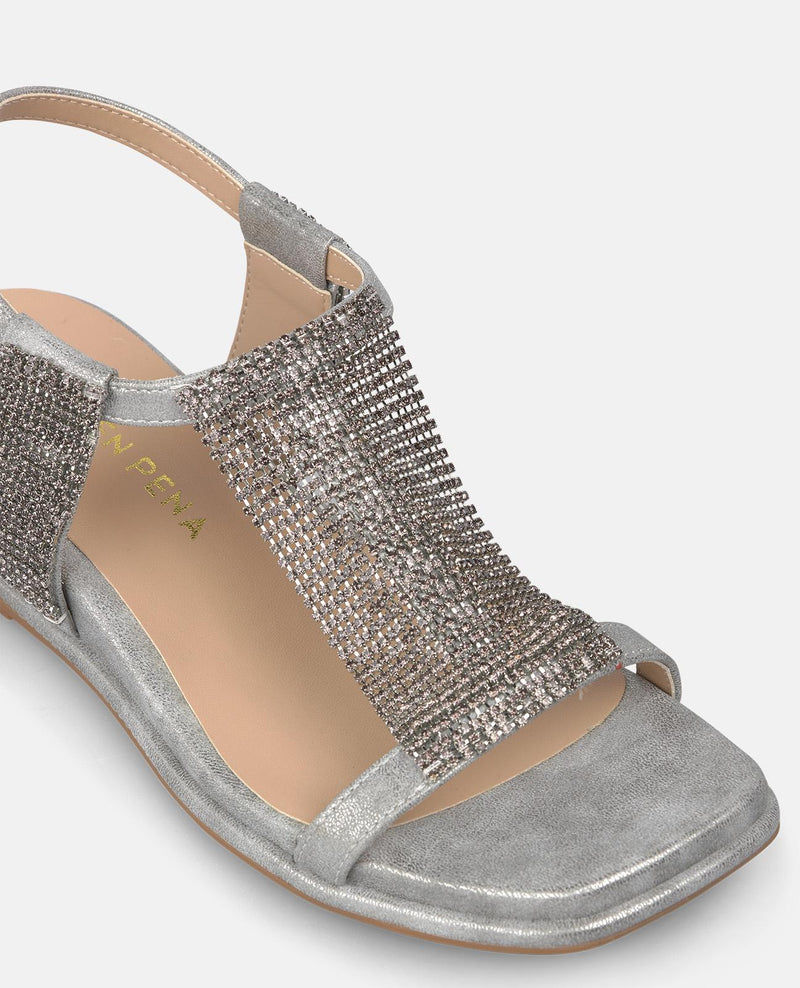 SANDALIA DE CUÑA BAJA CON ADORNO FRONTAL