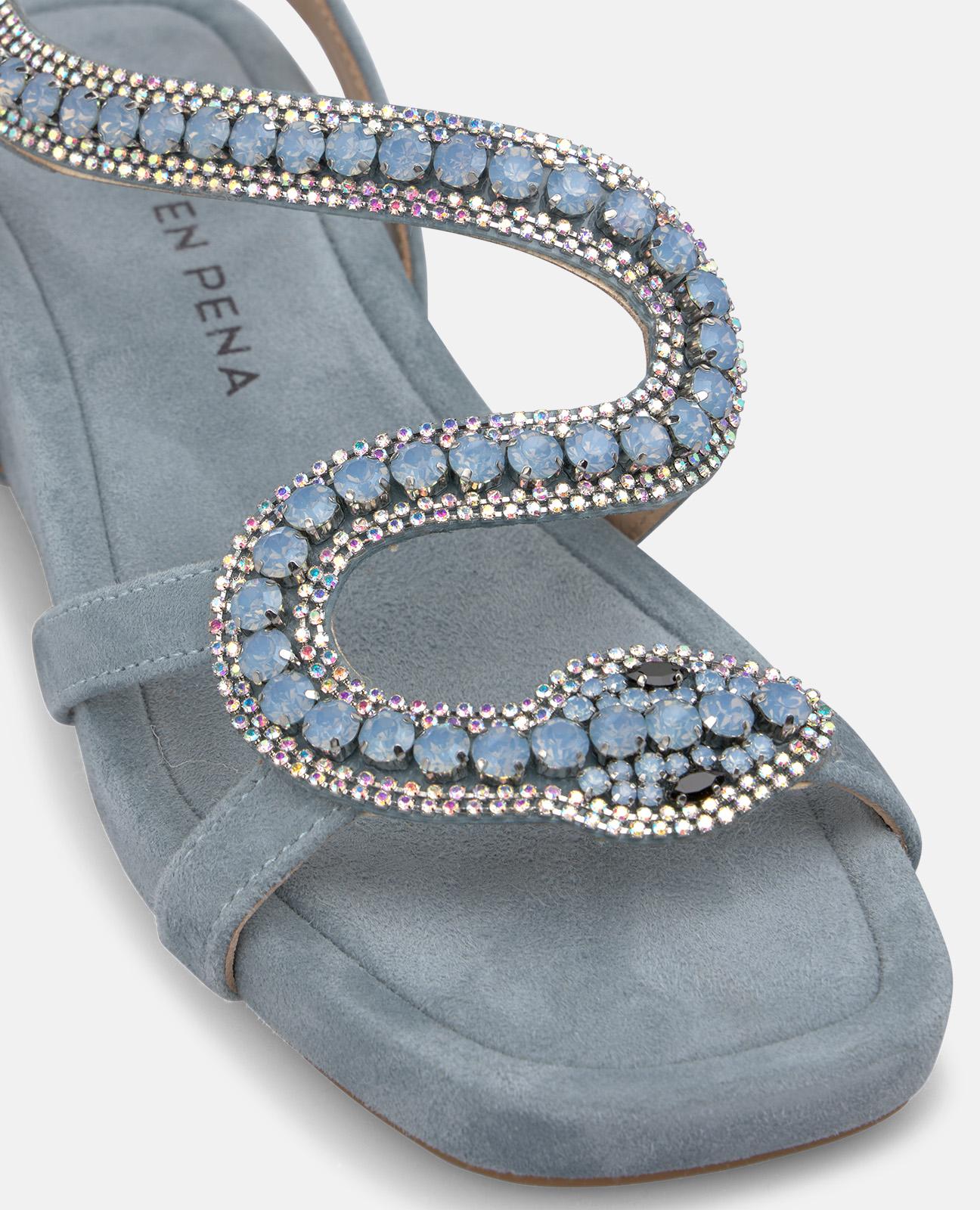 SANDALIA CUÑA DETALLE SERPIENTE