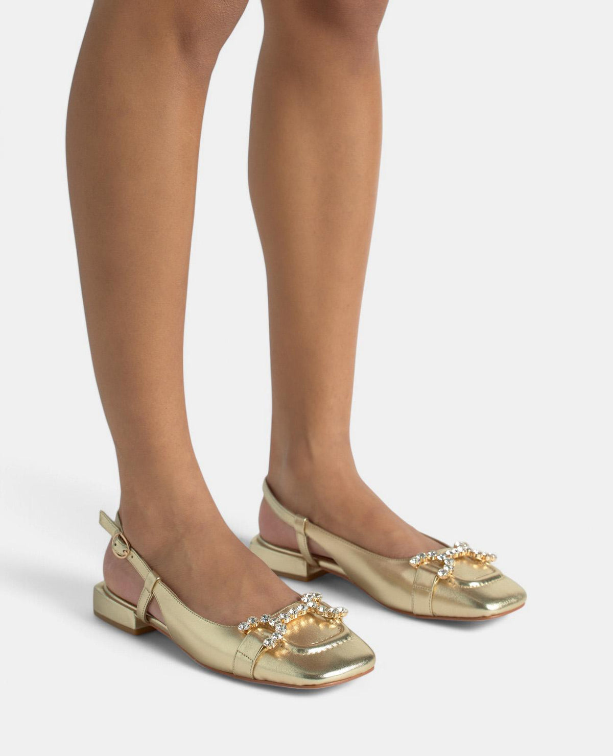ZAPATO PLANO ESTRIBO PEDRERÍA