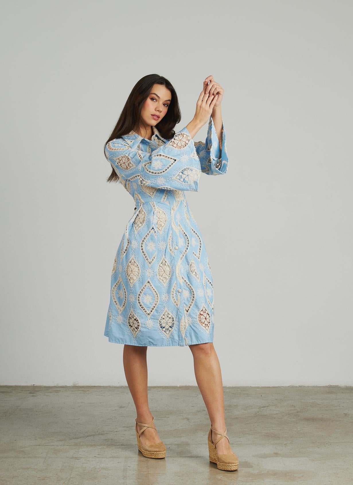 SHORT DRESS WITH EMBROIDERED DETAILS