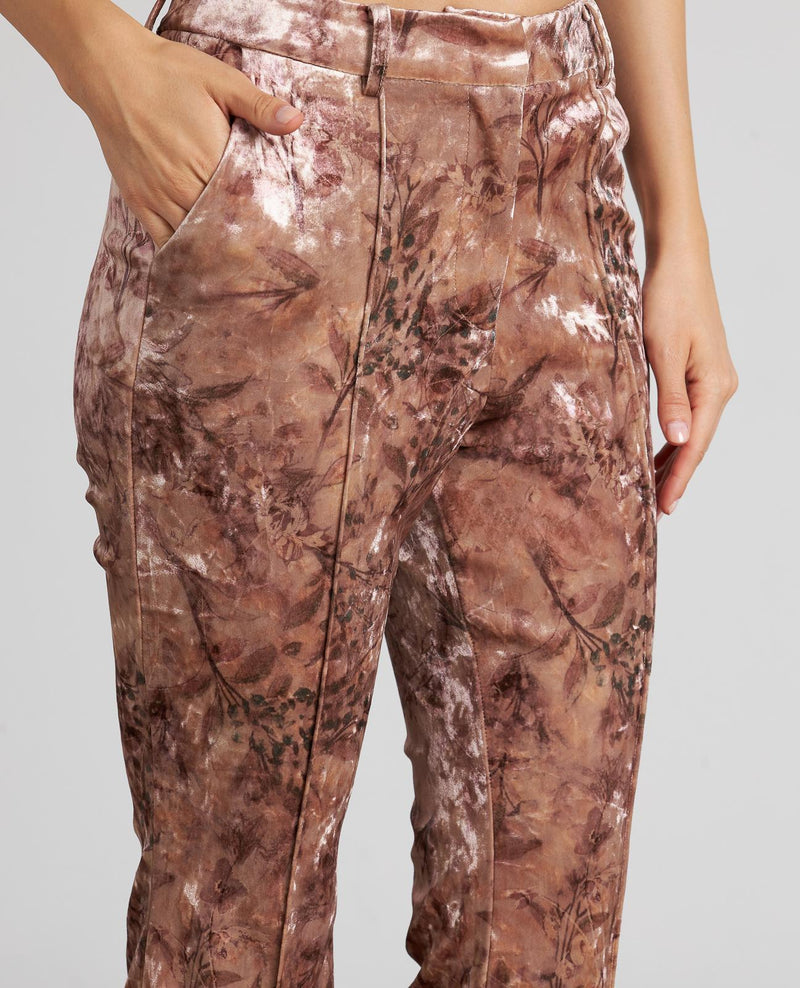 PANTALÓN FLARE TERCIOPELO