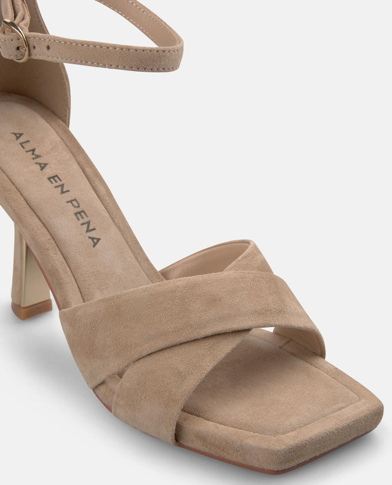 SANDALIA TACON TIRAS CRUZADAS