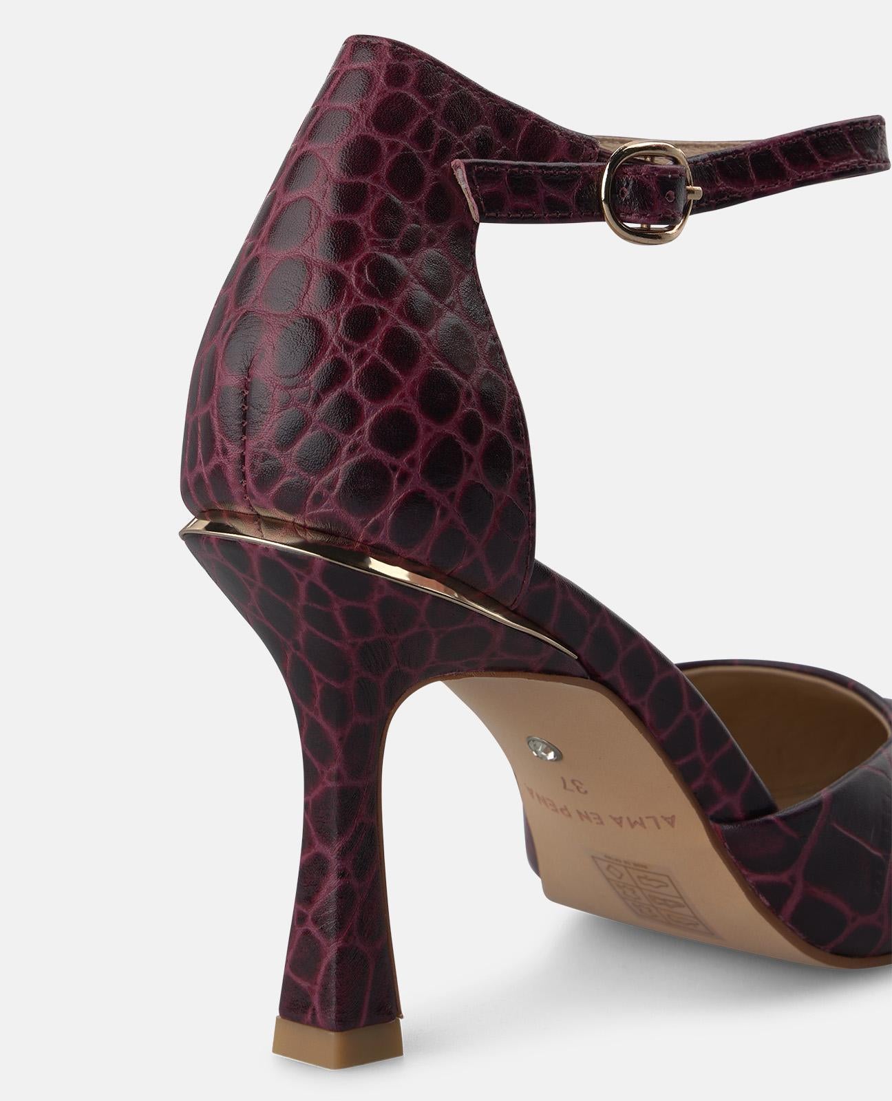 ZAPATO TACÓN PIEL CON PULSERA