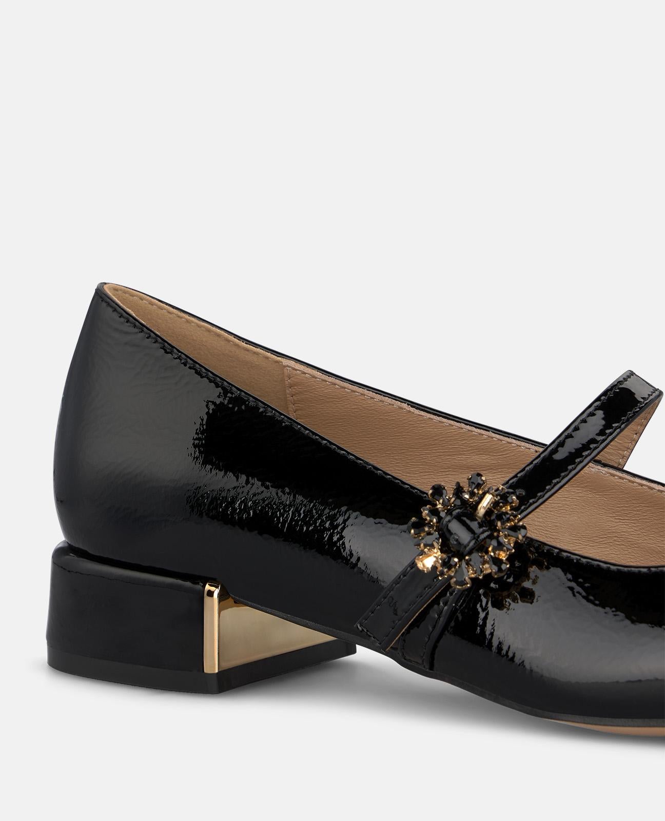 ZAPATO PLANO DE CHAROL