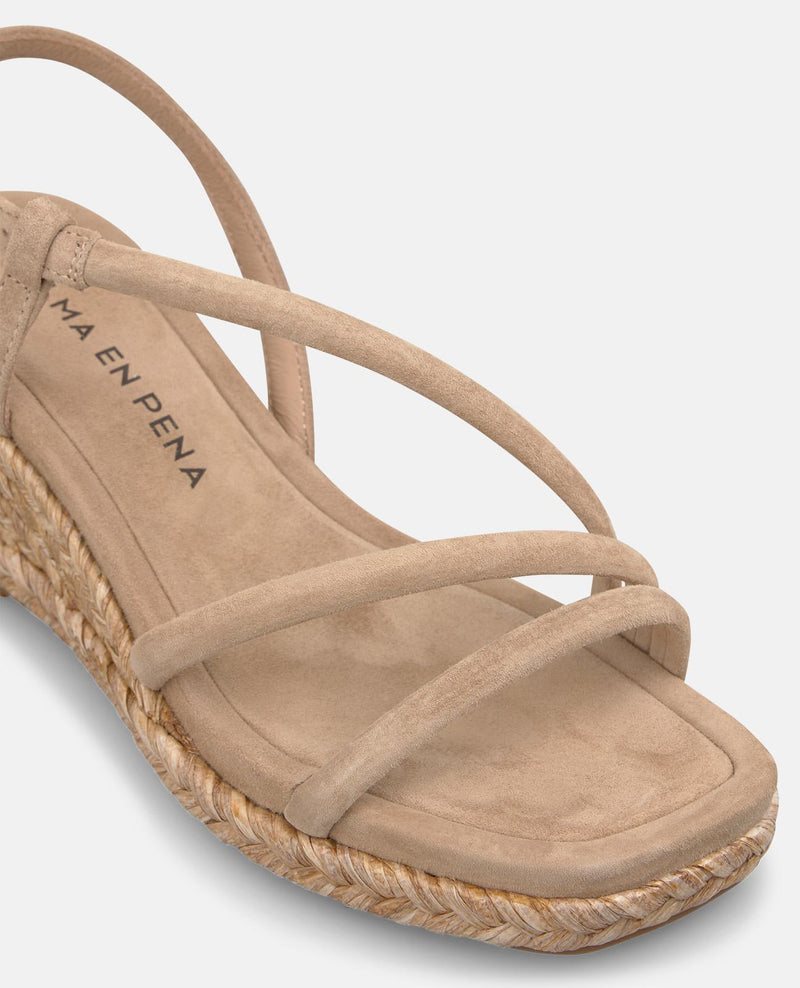 SANDALIA CUÑA TUBULAR