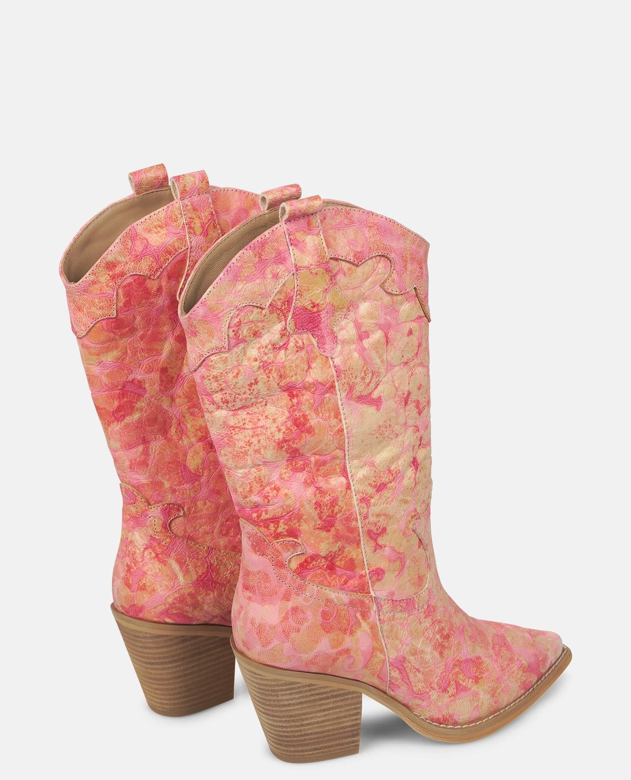 BESTICKTER HALBSTIEFEL