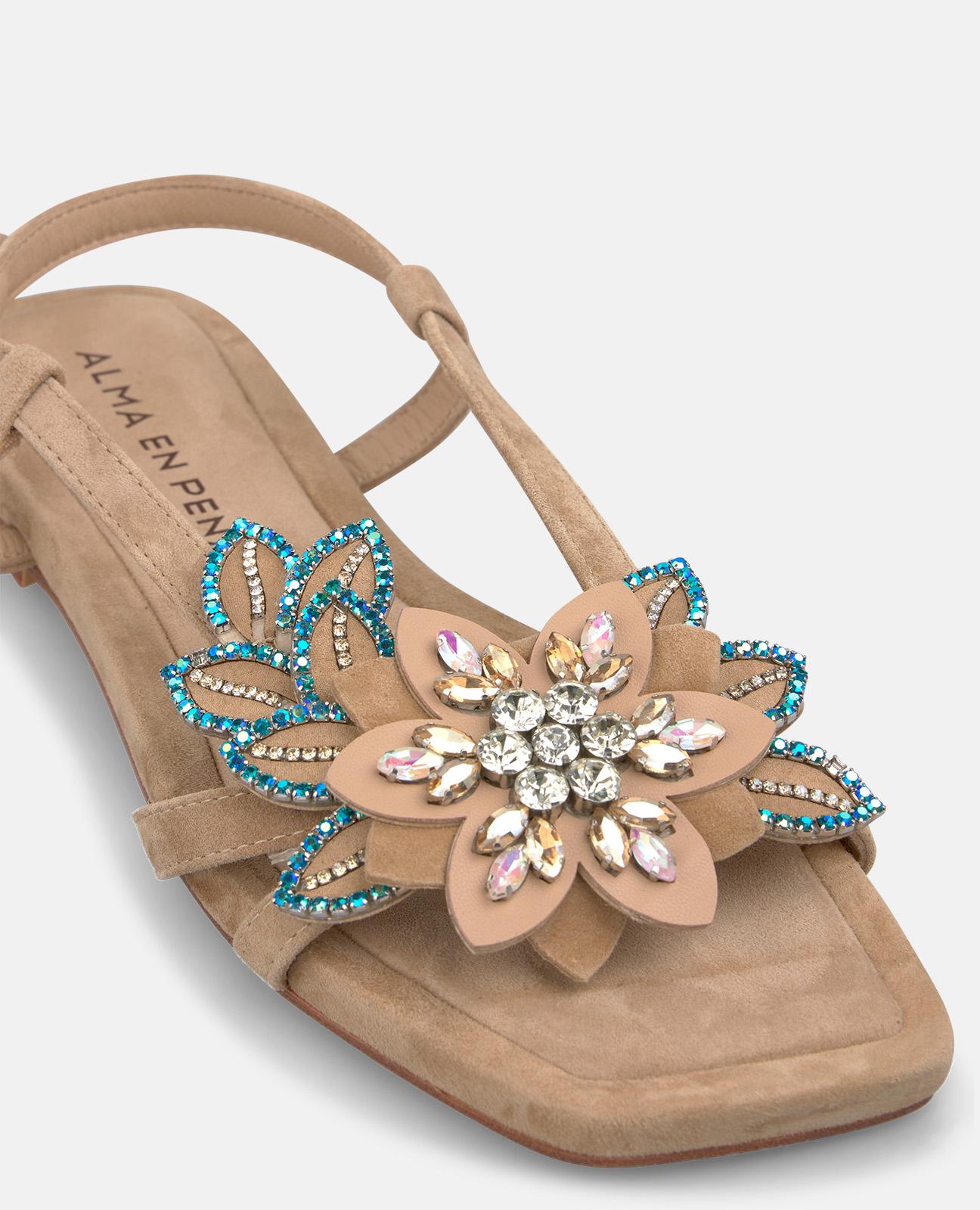 SANDALIA PLANA TIRA CON DETALLE FLOR