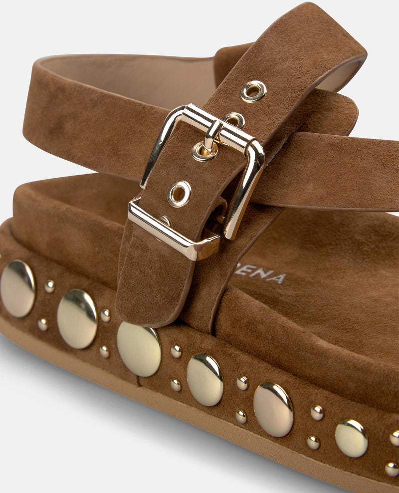 SANDALIA PLATAFORMA TACHAS MULTICOLOR