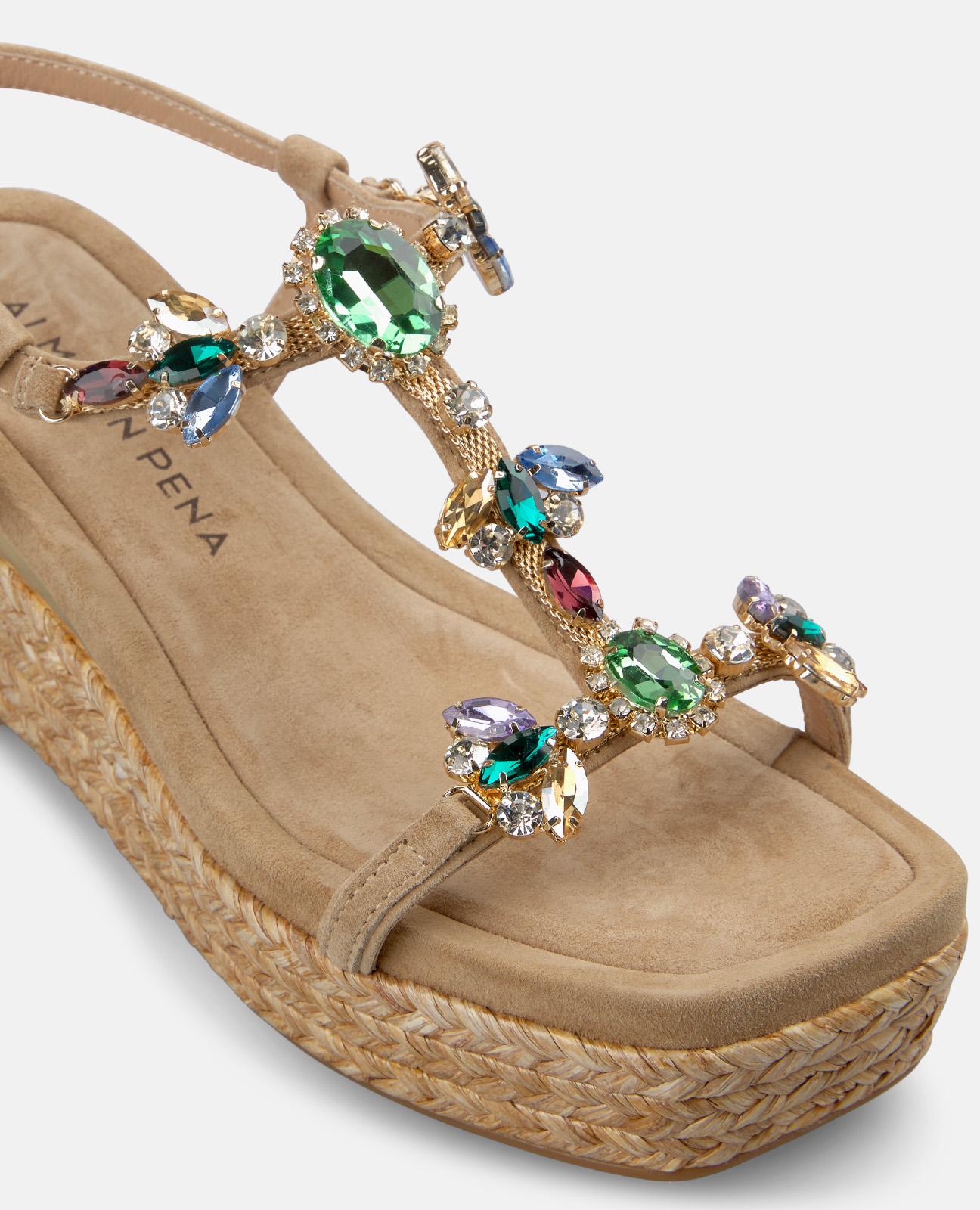 SANDALIA MEDIA CON DETALLE PEDRERIA CIRCULAR