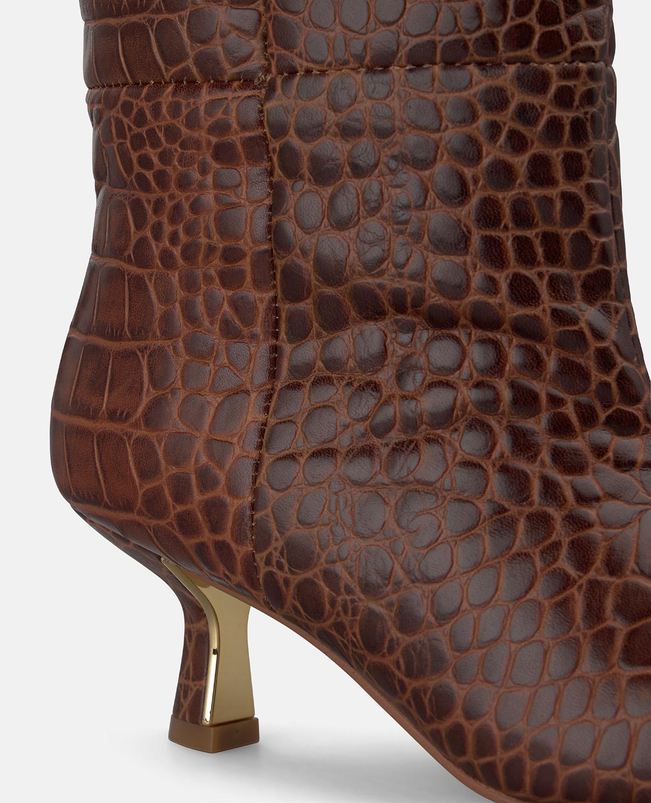 BOTA DE PIEL ANIMAL PRINT
