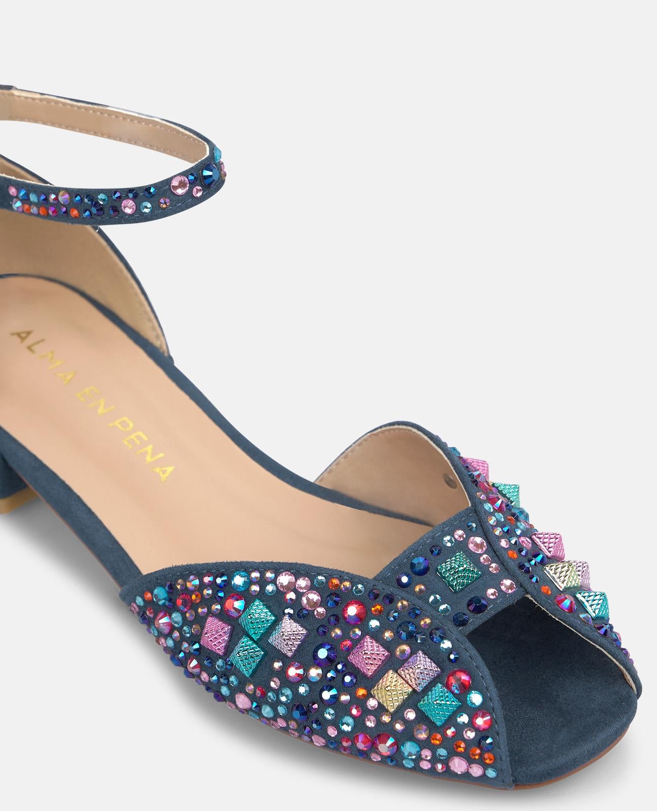 Pulseira de malha com pedras preciosas