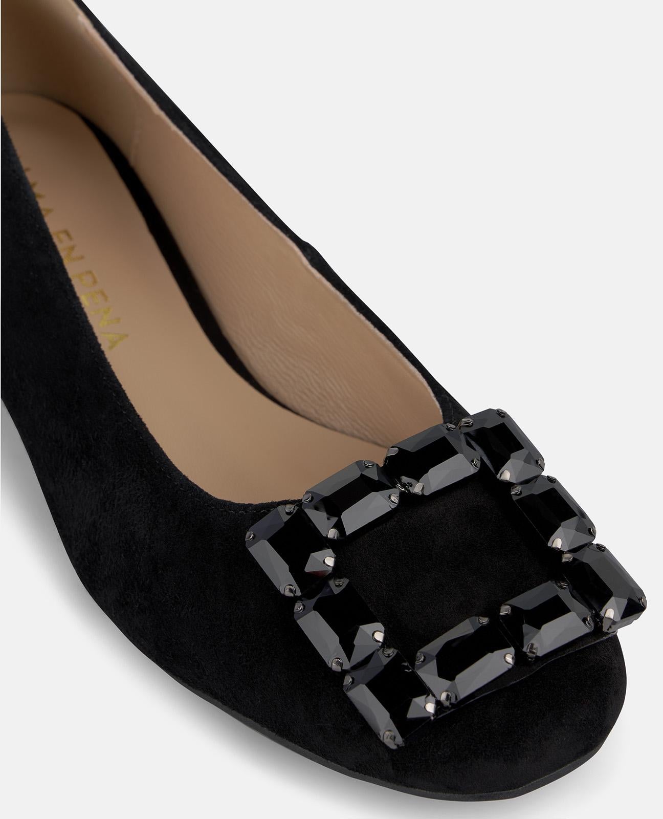 ZAPATO ANTE CON ADORNO FRONTAL