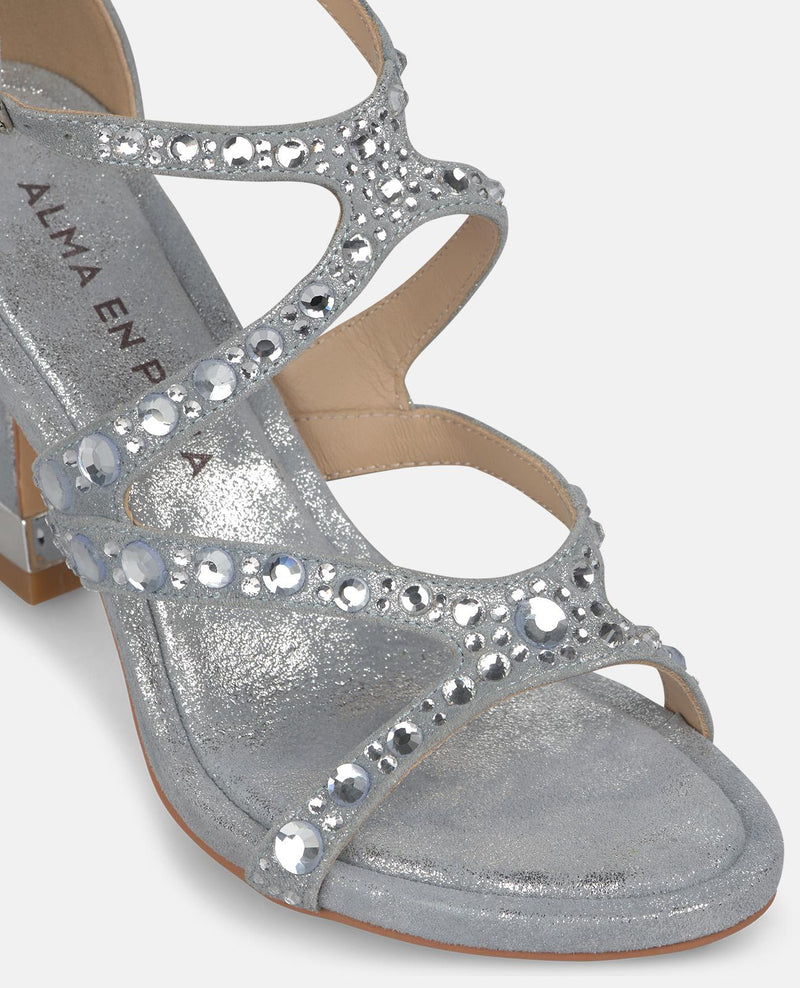 CROSSED SANDAL WITH MEDIUM HEEL