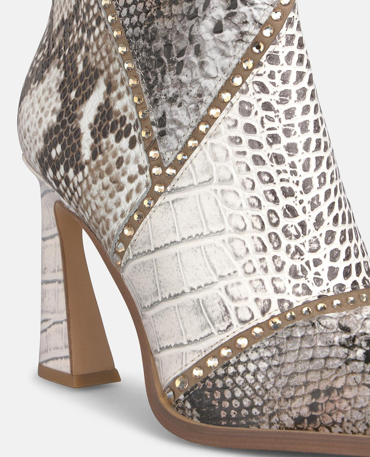BOTÍN DE PIEL ANIMAL PRINT