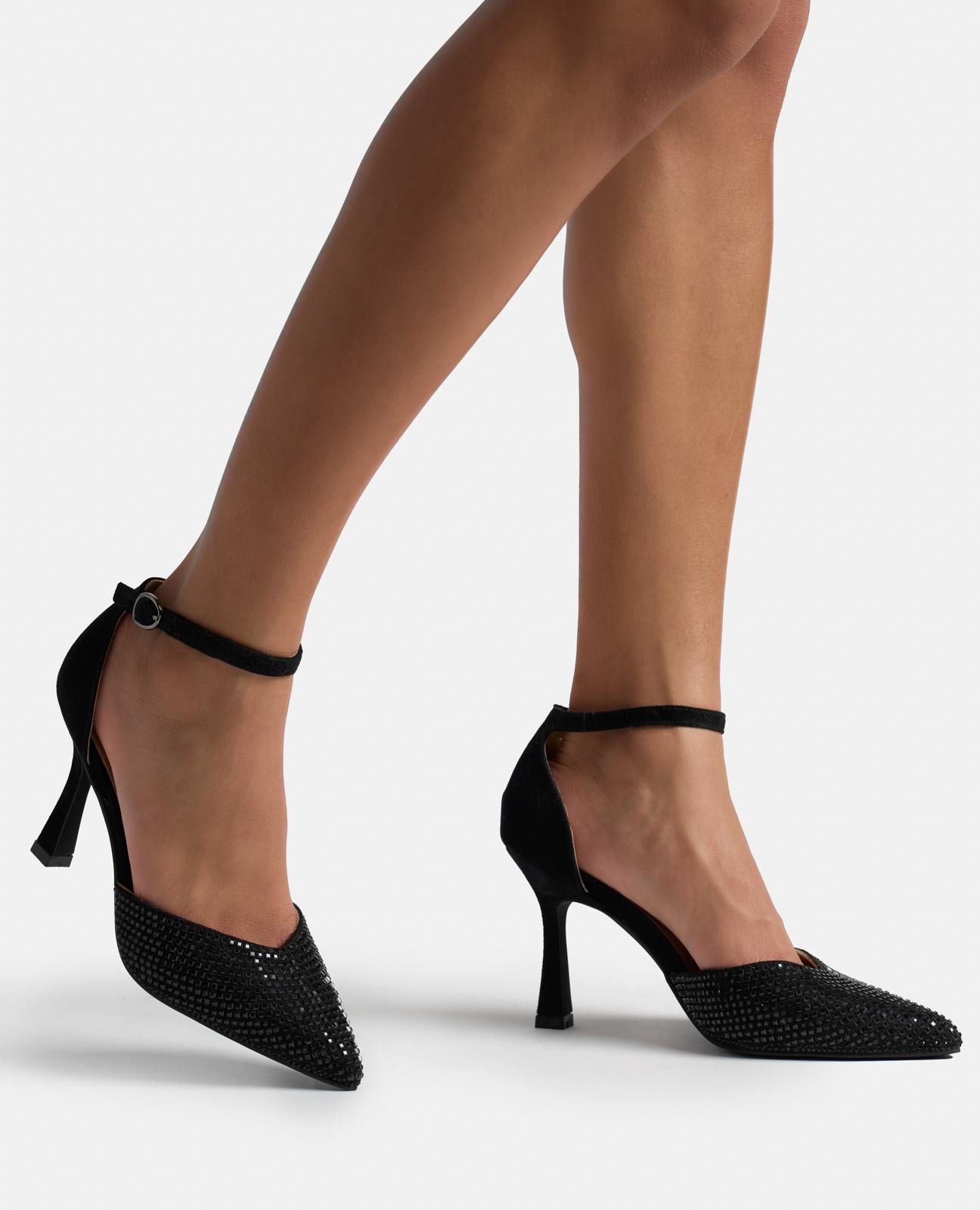 ZAPATO PUNTERA PEDRERÍA