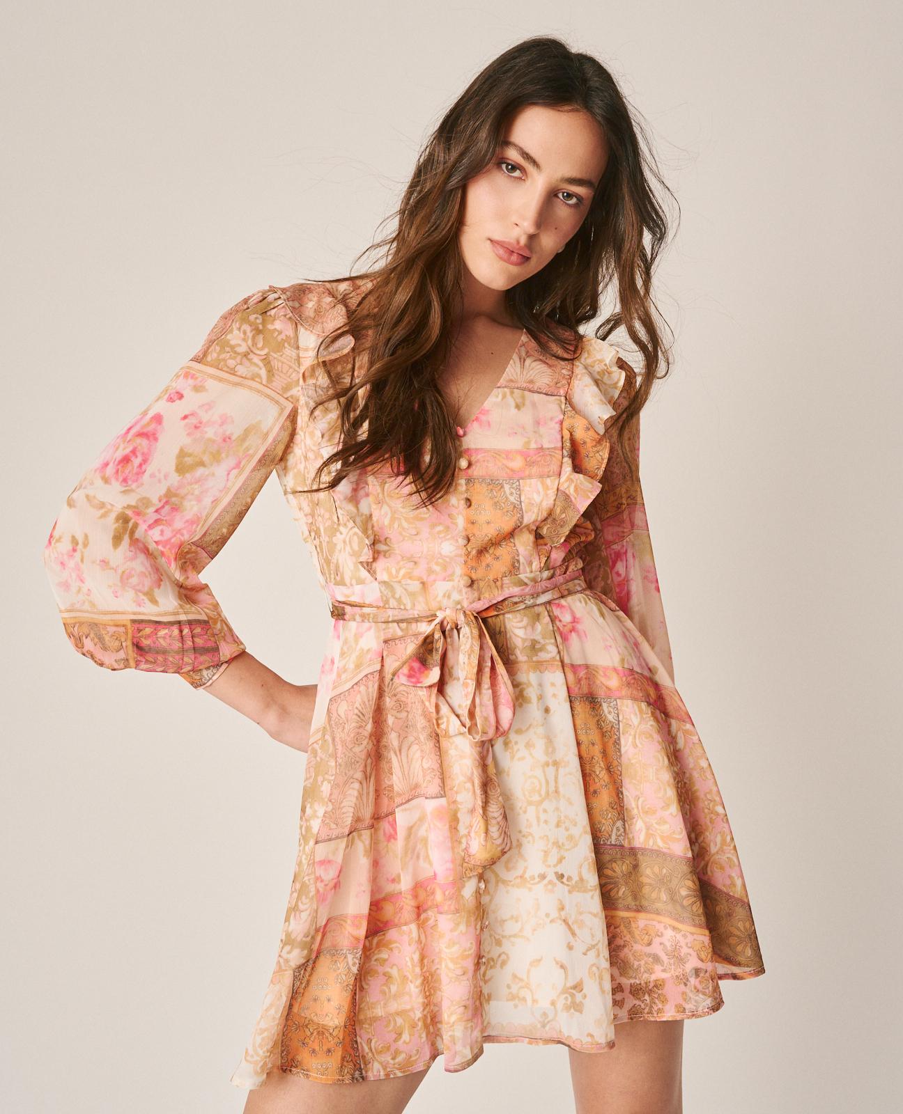 VESTIDO CORTO DETALLE VOLANTES