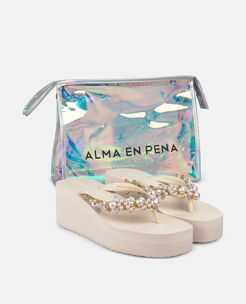 PORMENORES DE PÉROLAS EM FLIP FLOP