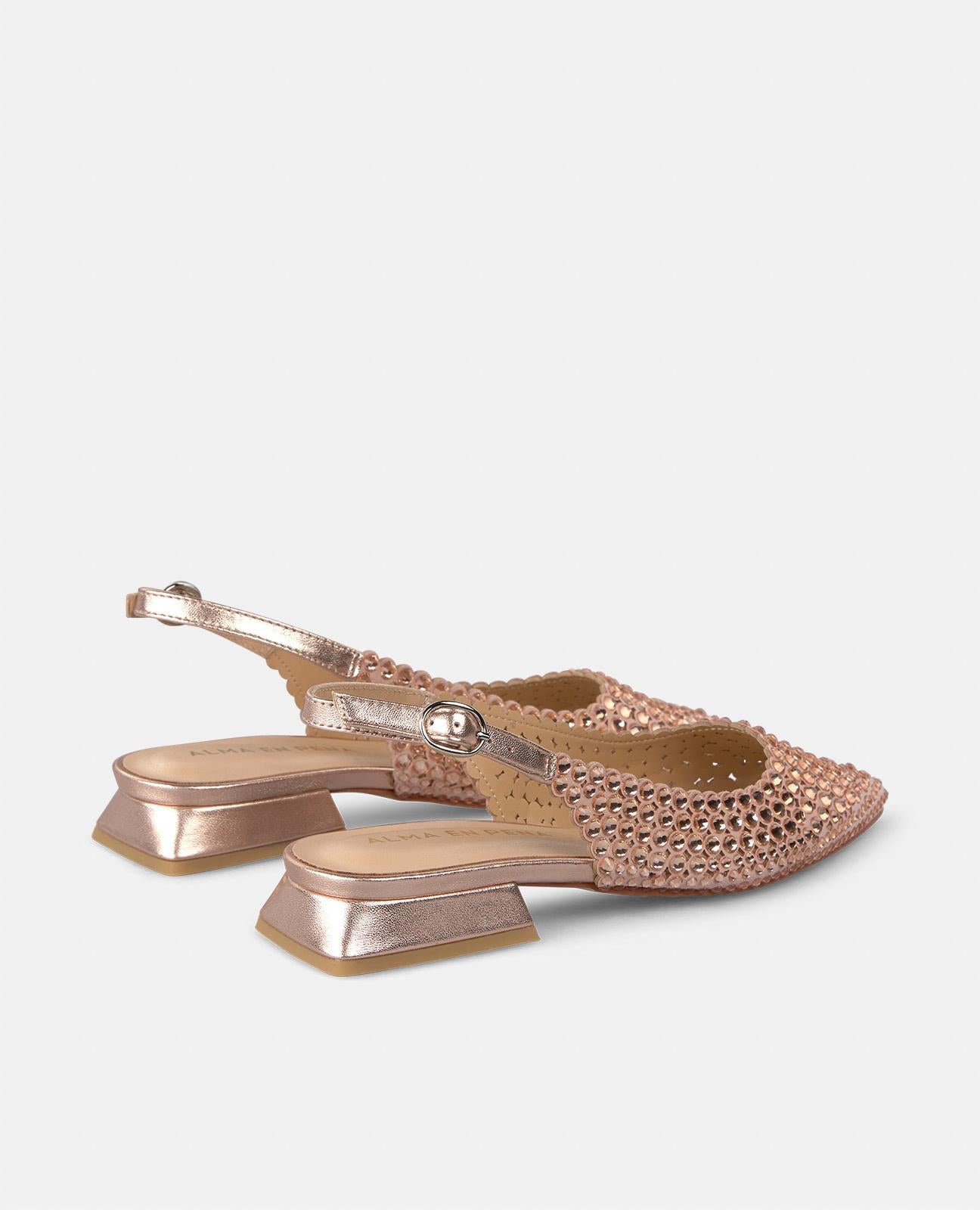 FLACHER SCHUH DETAILS