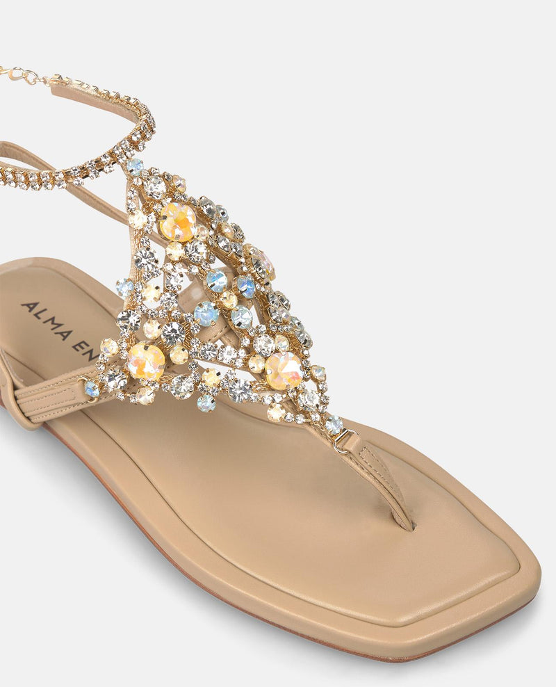 SANDALIA PLANA CON ADORNO EN NAPA