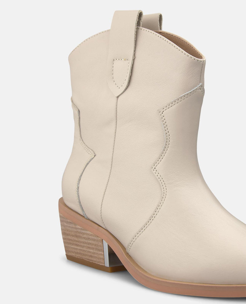 BOTÍN ESTILO COWBOY