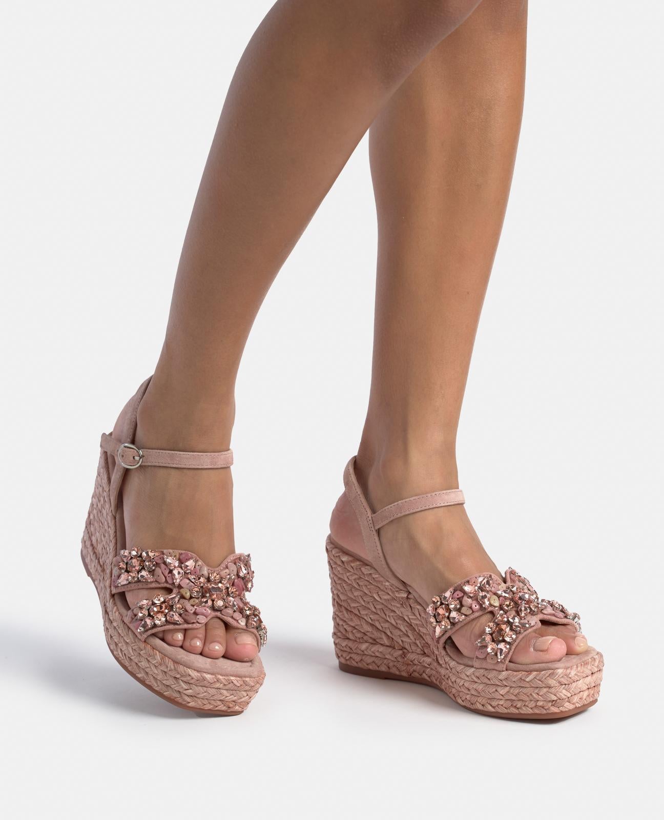 CUNHA COM TIRA DE STRASS