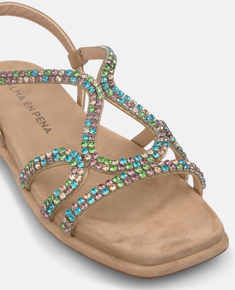 SANDALIA PLANA ENTRELAZADA TACHUELAS