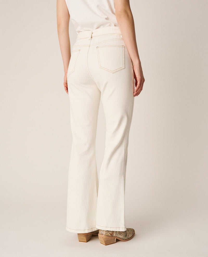 PANTALÓN FLARE DEMIN