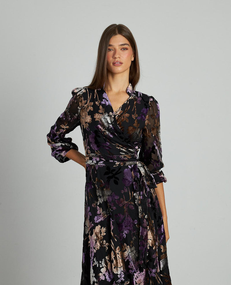 VESTIDO FLORES TERCIOPELO