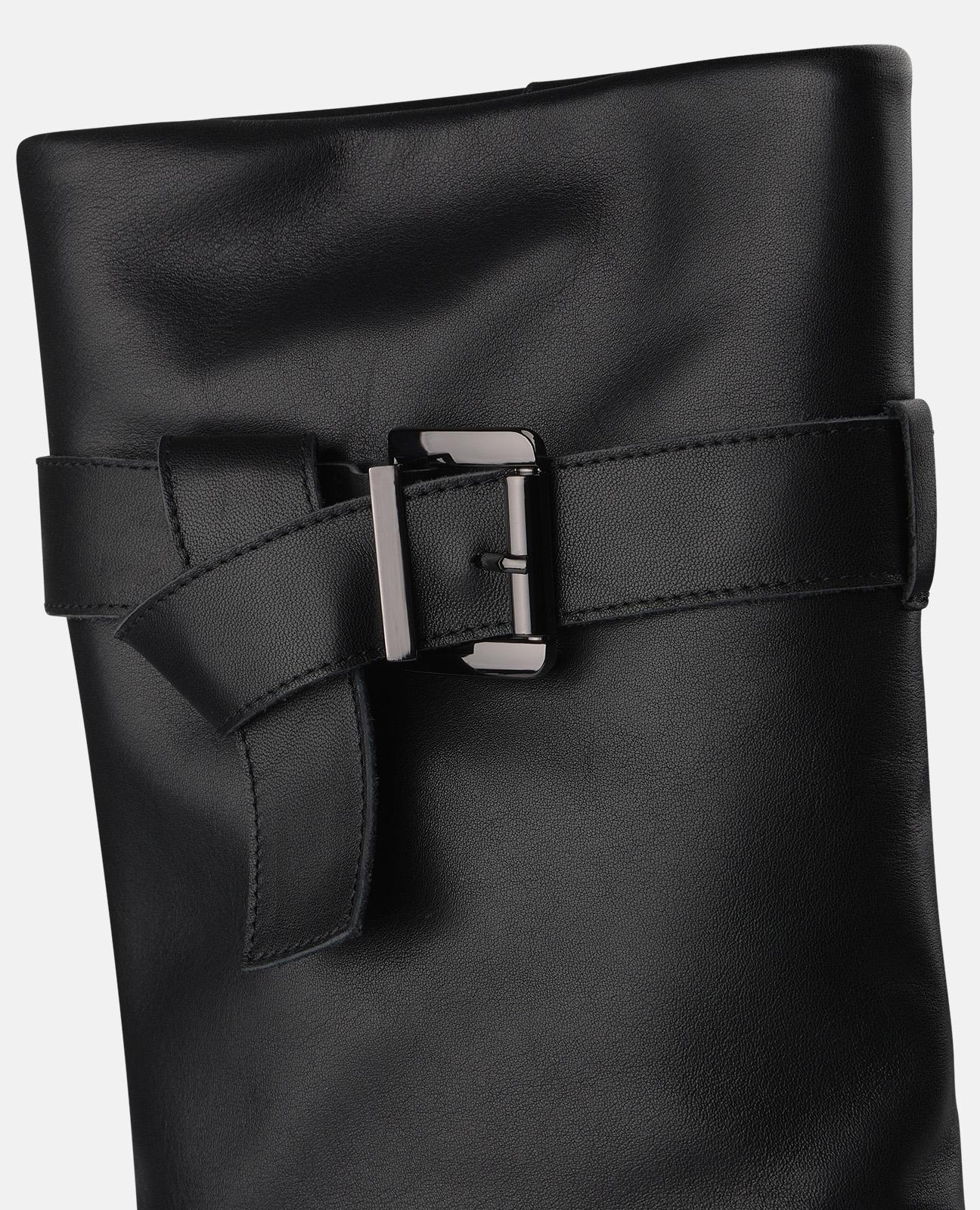BOTA DE NAPA CON HEBILLA