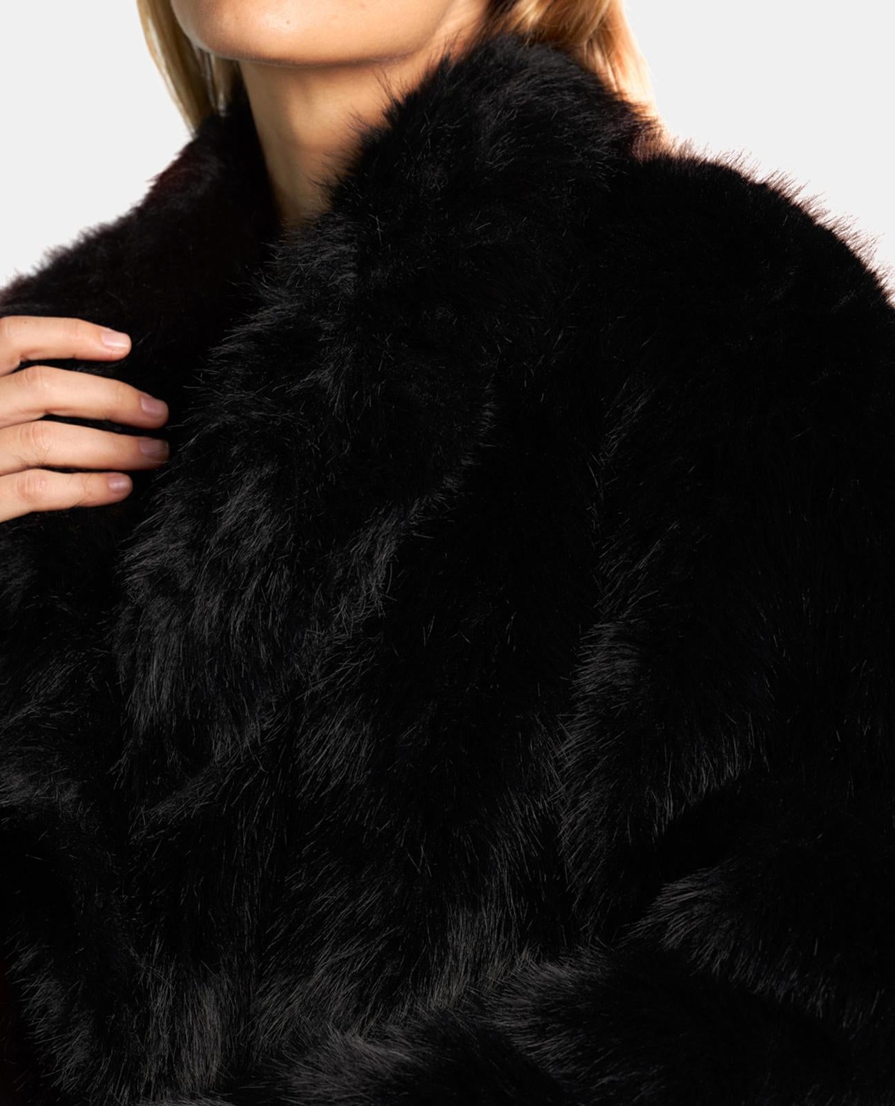 CAPPOTTO LUNGO EFFETTO PELLICCIA