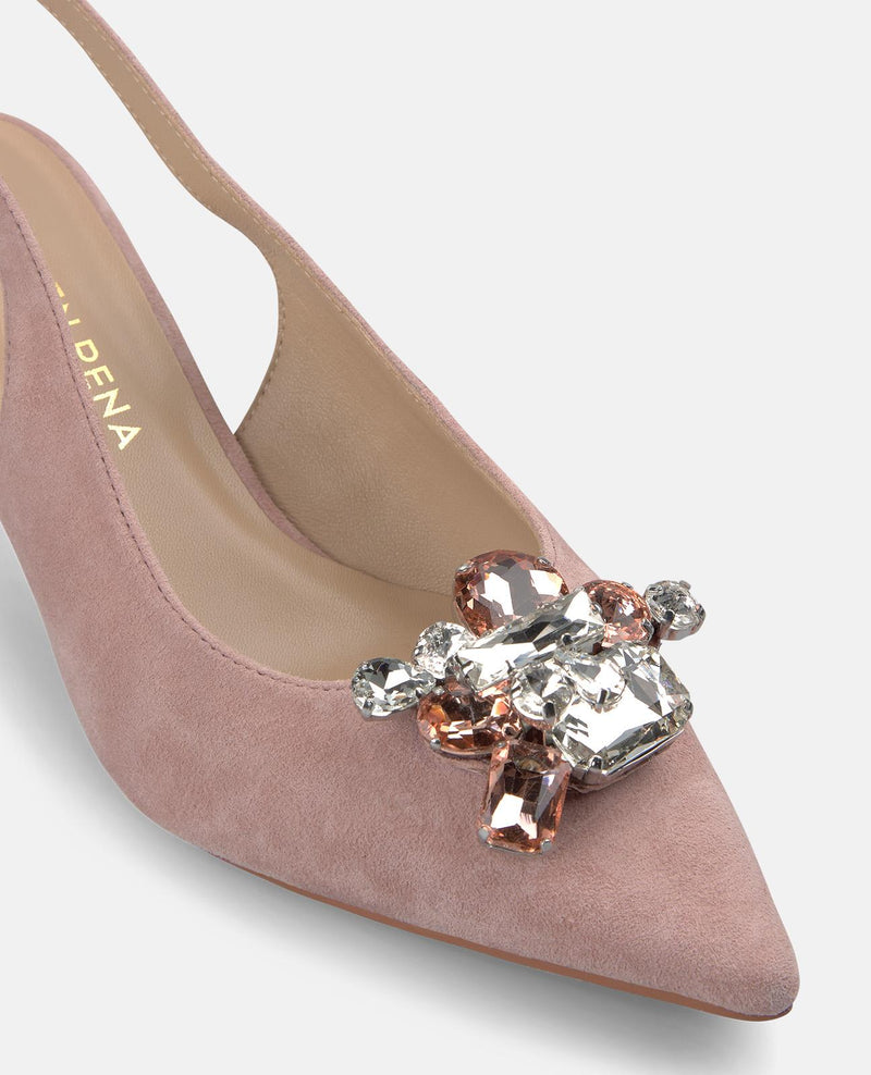 SALON DESTALONADO CON PEDRERIA ESPECIAL