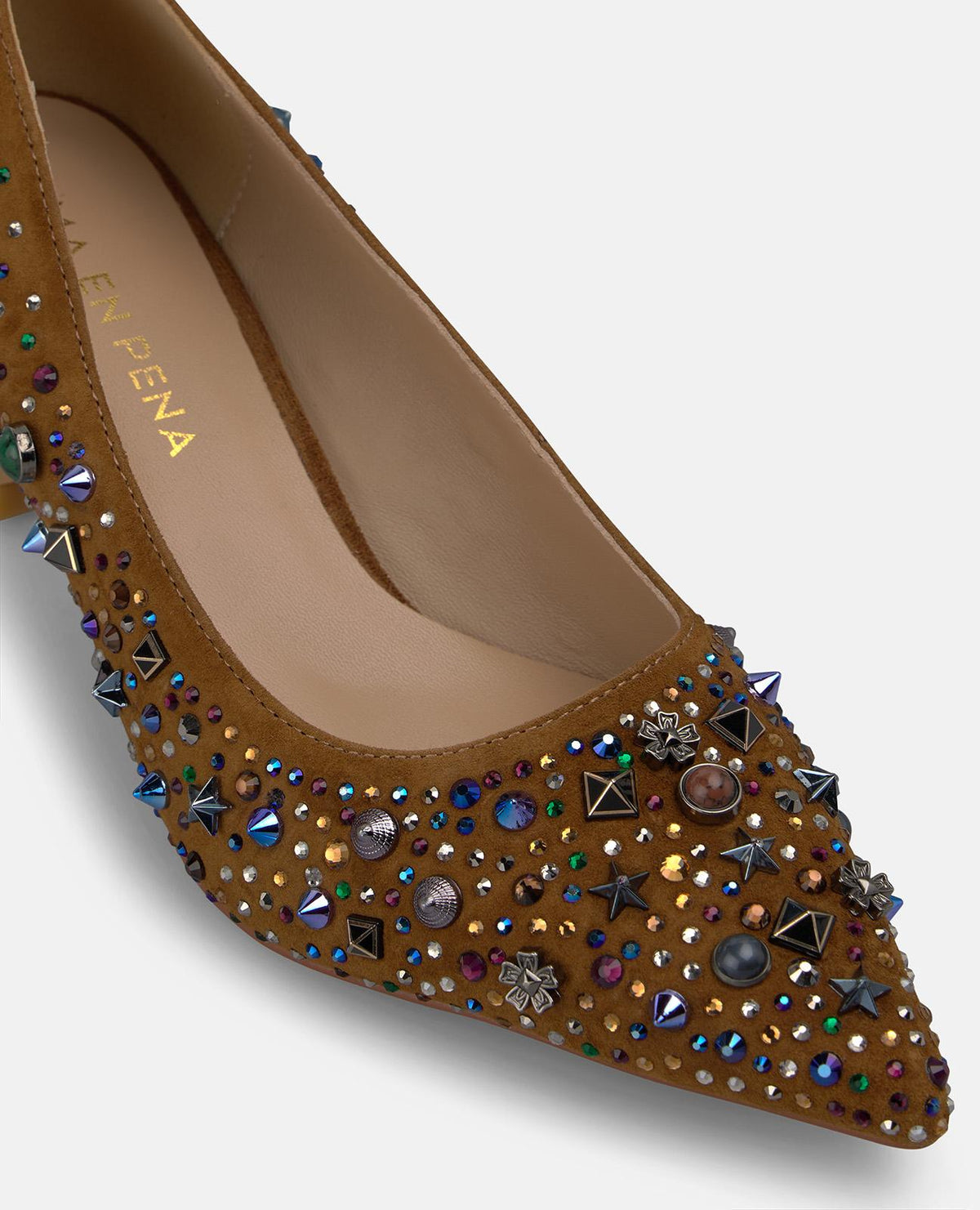 ZAPATO DE SALÓN CON DETALLES PEDRERÍA
