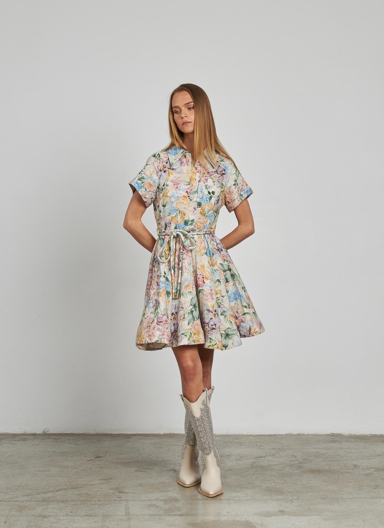 VESTIDO ESTAMPADO VOLANTES