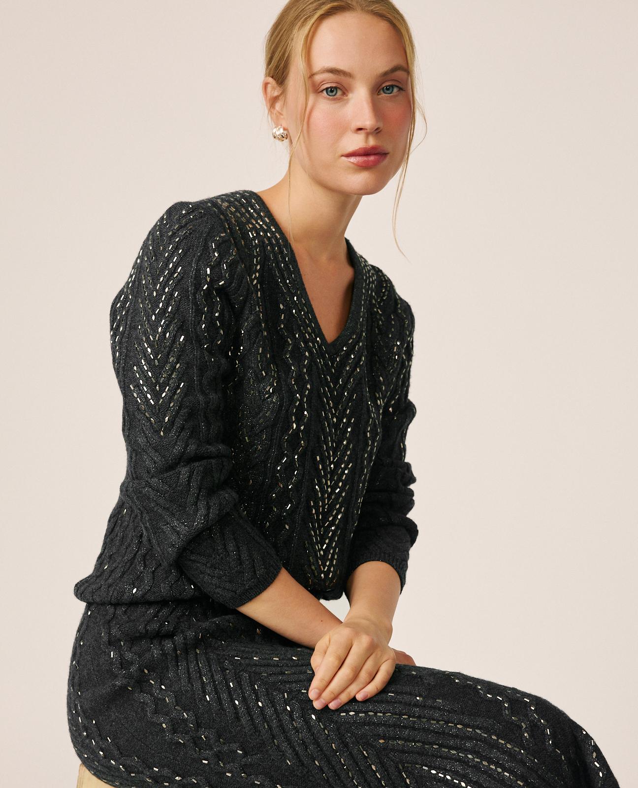 JERSEY TRENZADO CON STRASS